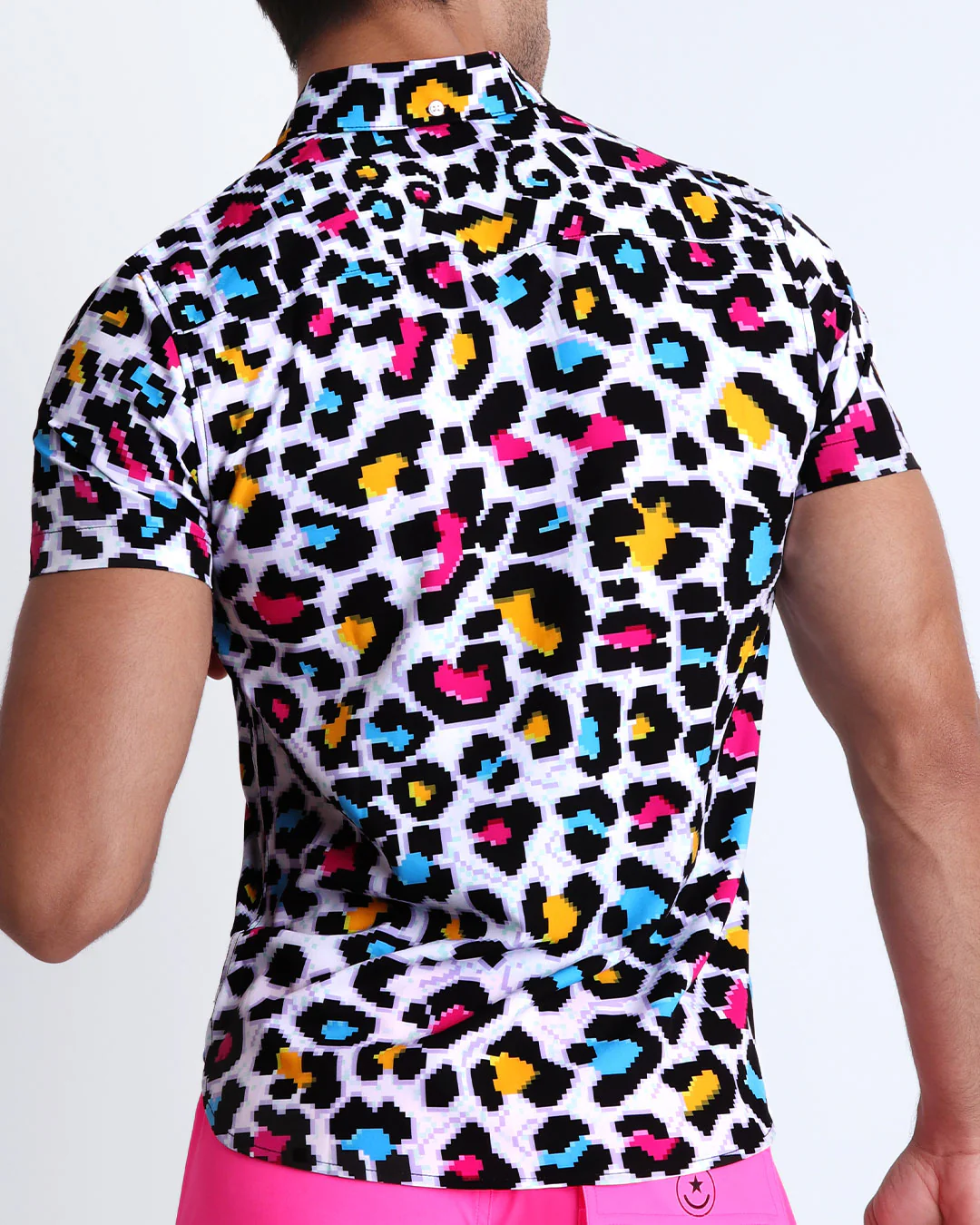 8-BIT POP LEOPARD - Stretch Shirt - Image 3